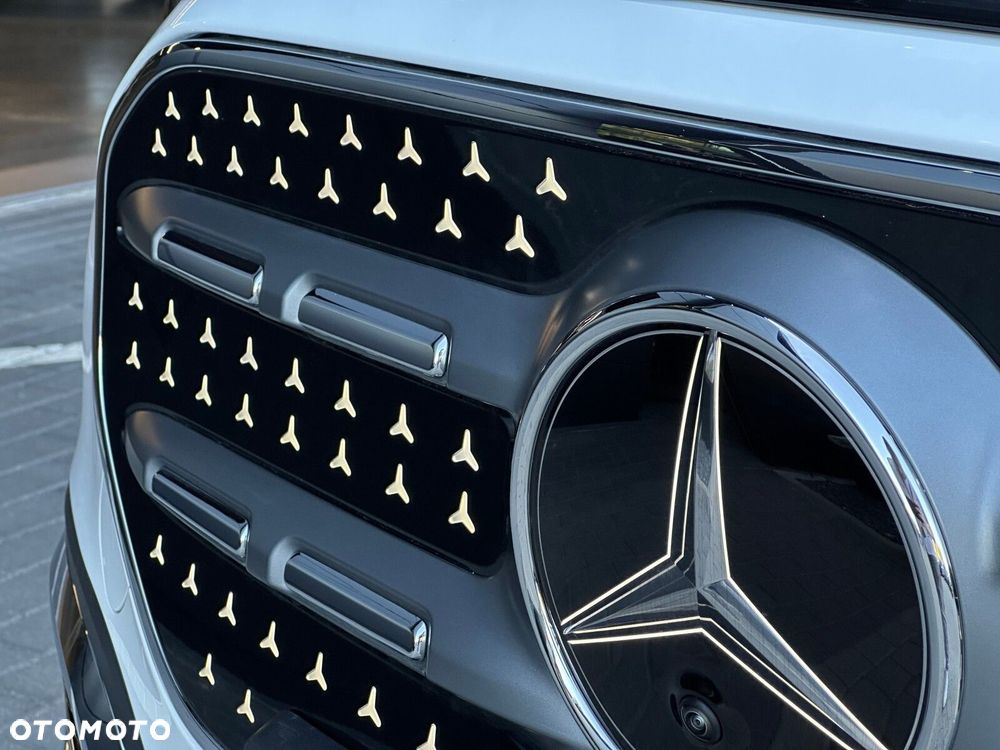 Mercedes-Benz GLB 250+ EQ 85kWh - 8