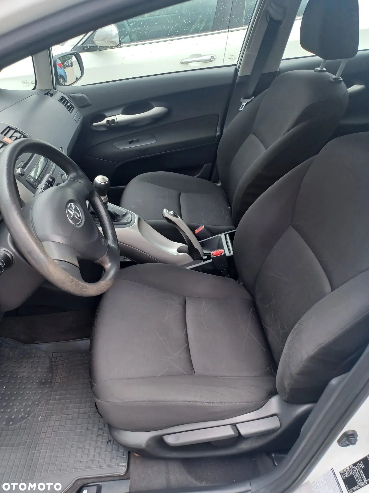Toyota Auris - 1