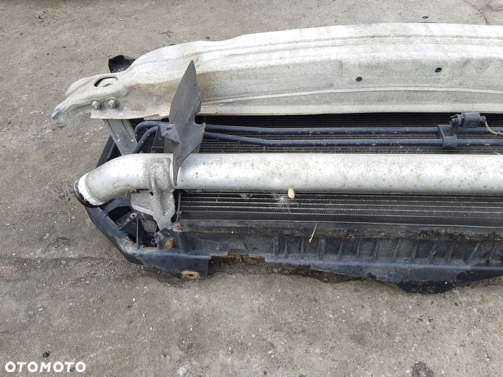 AUDI A6 C6 2.0 TDI PAS PRZEDNI WENTYLATOR CHŁODNICE KOMPLET - 14