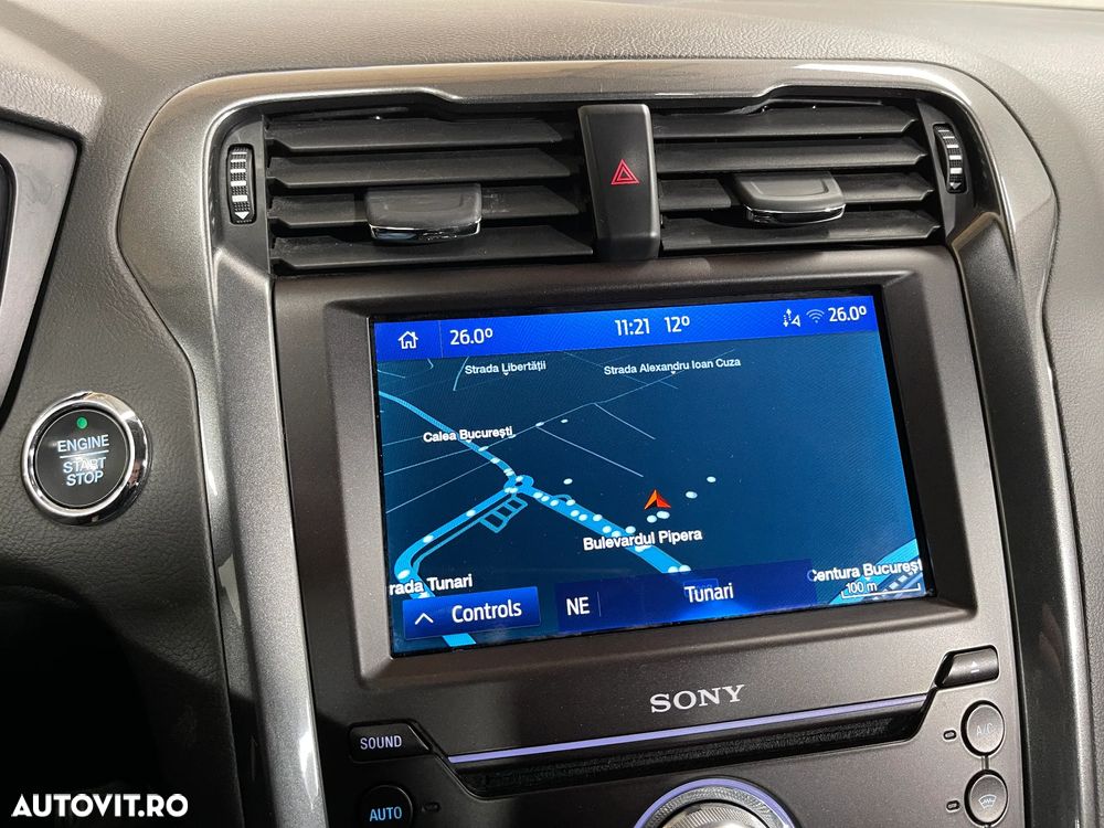 Ford Mondeo 2.0 HEV Titanium - 16