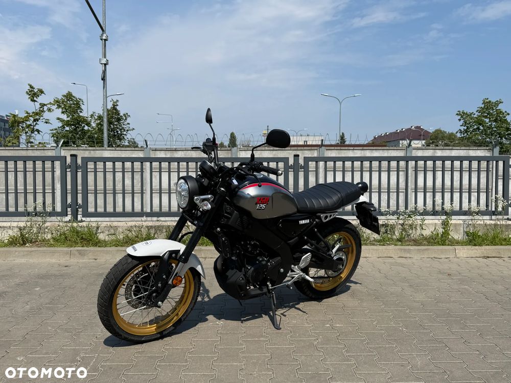 Yamaha XSR - 2