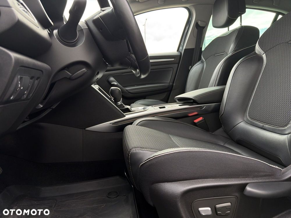 Renault Megane 1.2 Energy TCe Bose EDC - 12