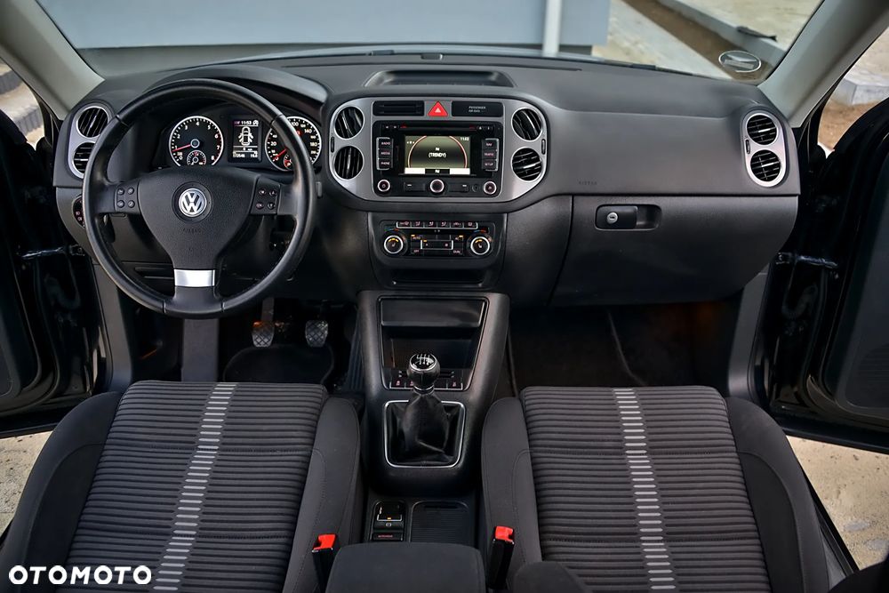 Volkswagen Tiguan - 30
