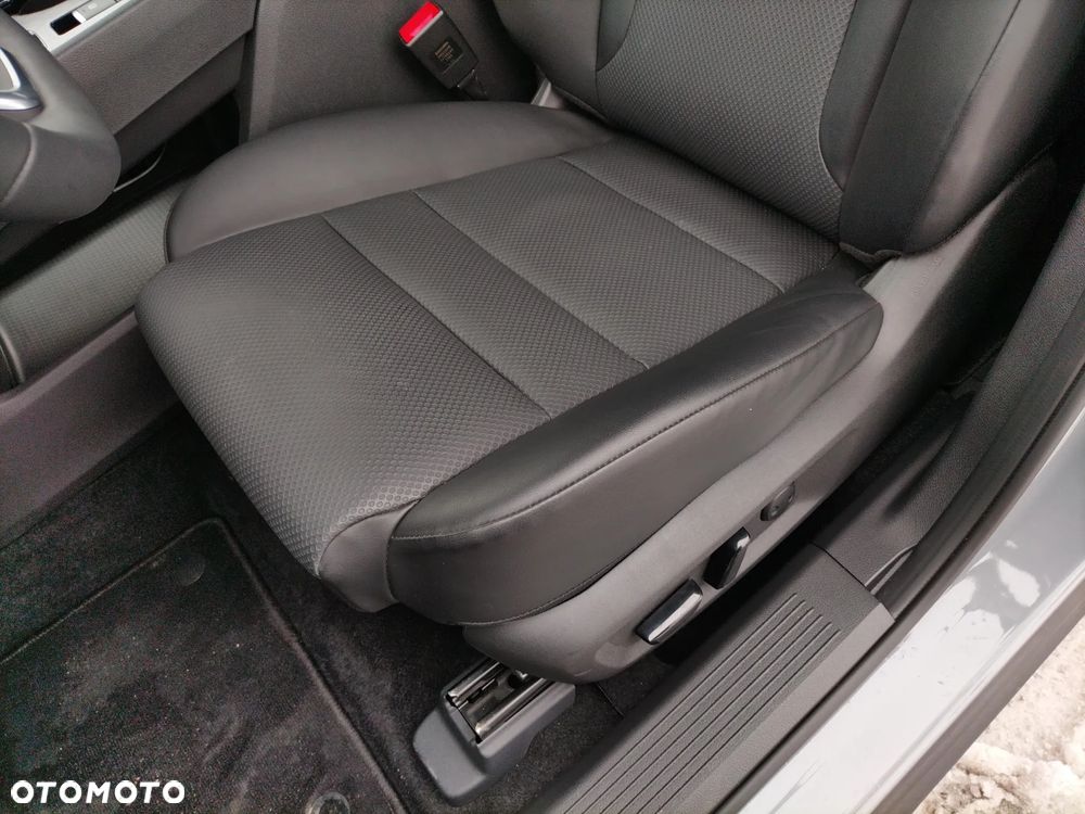 Nissan X-Trail 1.5 VC-T e-POWER N-Trek 2WD - 22