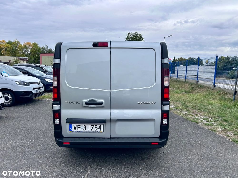 Renault Trafic 2.0 L2H1 HD Extra EDC (bryg.) - 6