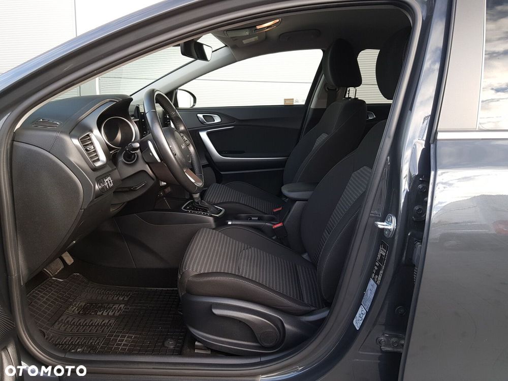 Kia XCeed 1.5 T-GDI M DCT - 14