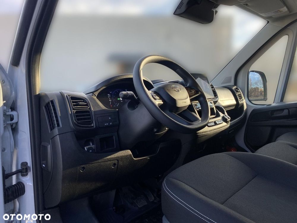 Toyota PROACE MAX - 16