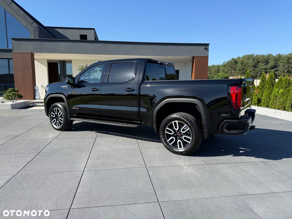 GMC Sierra - 17
