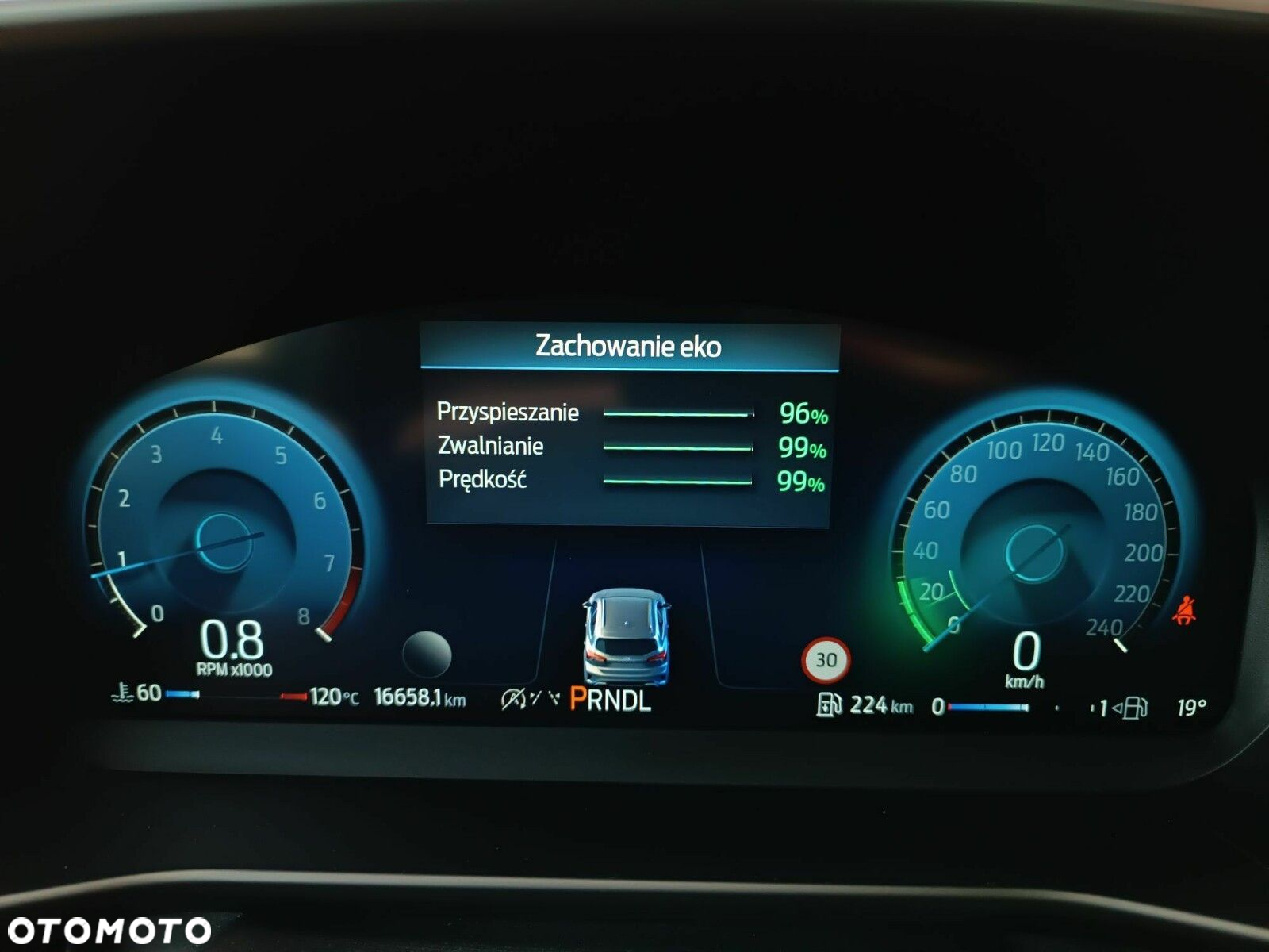 Ford Focus 1.0 EcoBoost mHEV Titanium X - 14