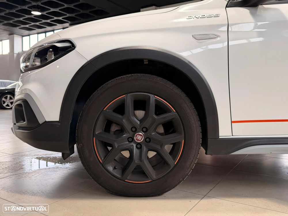 Fiat Tipo Station Wagon Cross 1.0 GSE T3 Cross - 9
