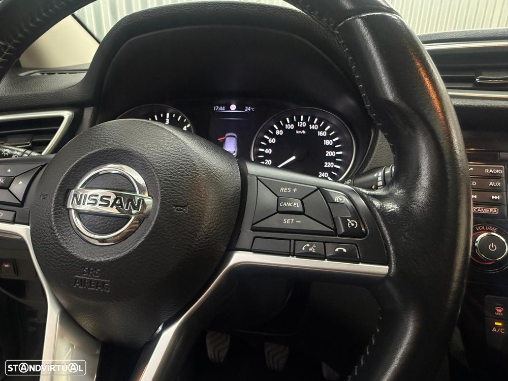 Nissan Qashqai 1.5 dCi Tekna - 25