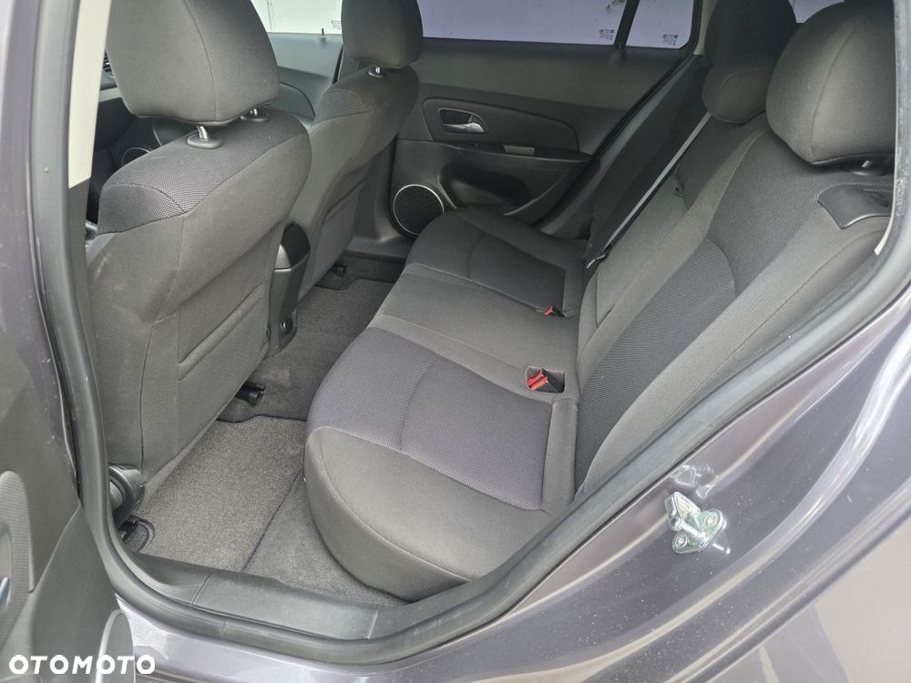 Chevrolet Cruze 1.4T LT+ - 10