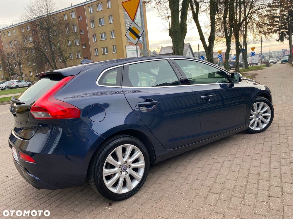 Volvo V40 D2 - 20