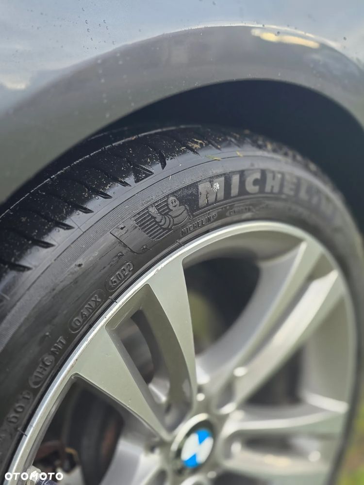 BMW Seria 3 320d xDrive Modern Line - 17