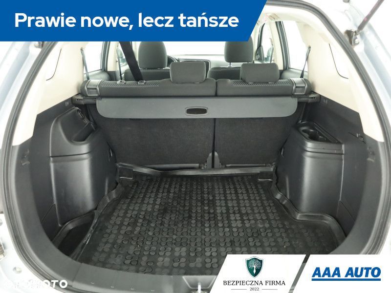 Mitsubishi Outlander - 12