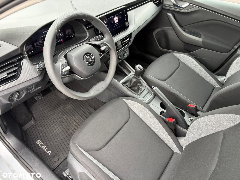 Skoda Scala 1.0 TSI Essence - 11