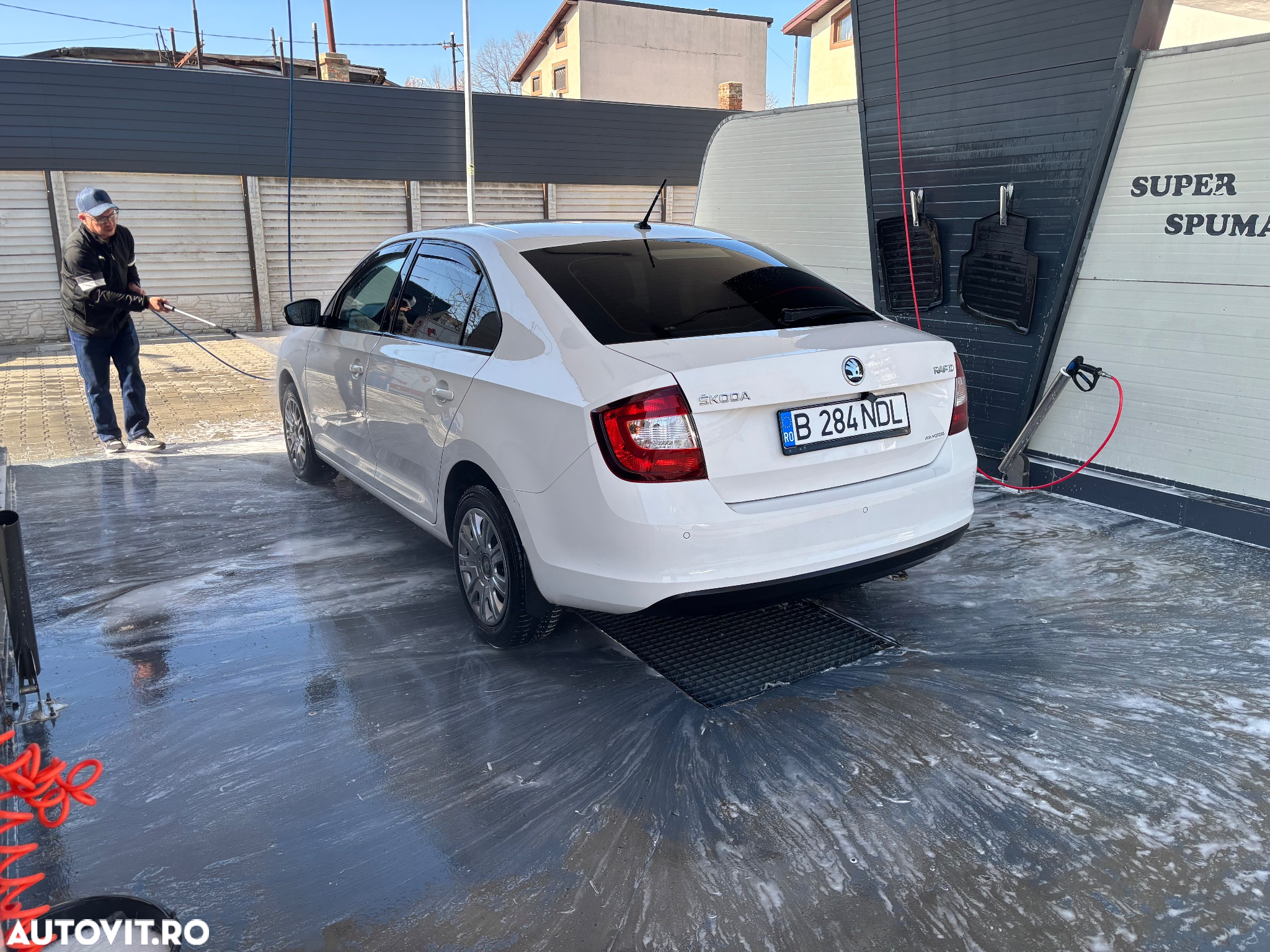 Skoda RAPID - 5