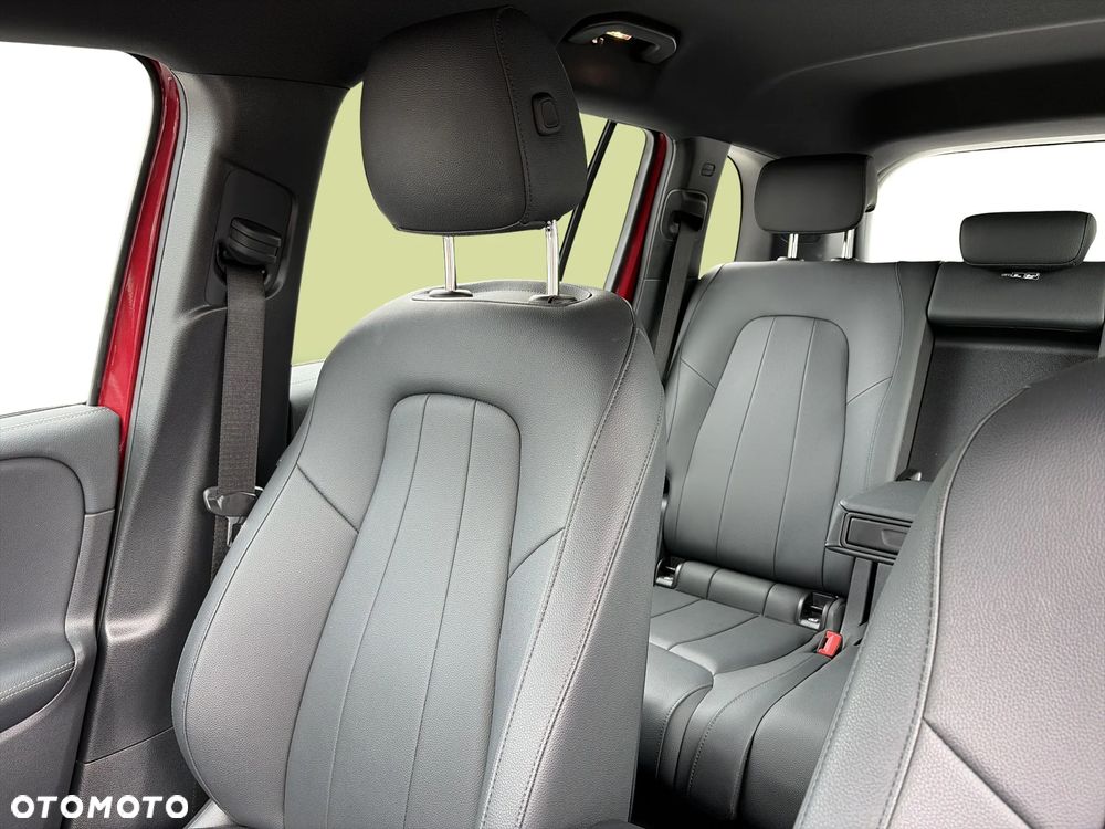 Mercedes-Benz EQB 300 70.5kWh 4-Matic Progressive - 14