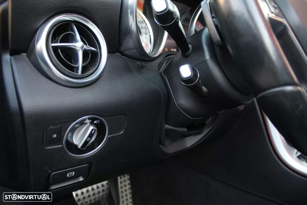 Mercedes-Benz SLK 250 CDI (BlueEFFICIENCY) 7G-TRONIC - 12