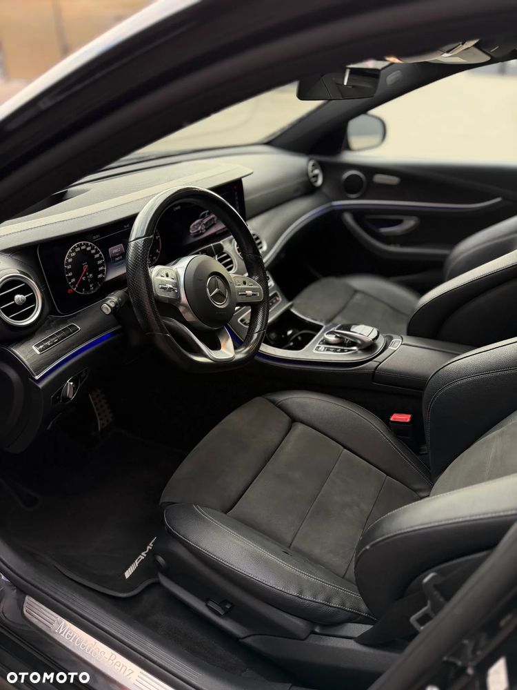 Mercedes-Benz Klasa E 220 d 9G-TRONIC - 28
