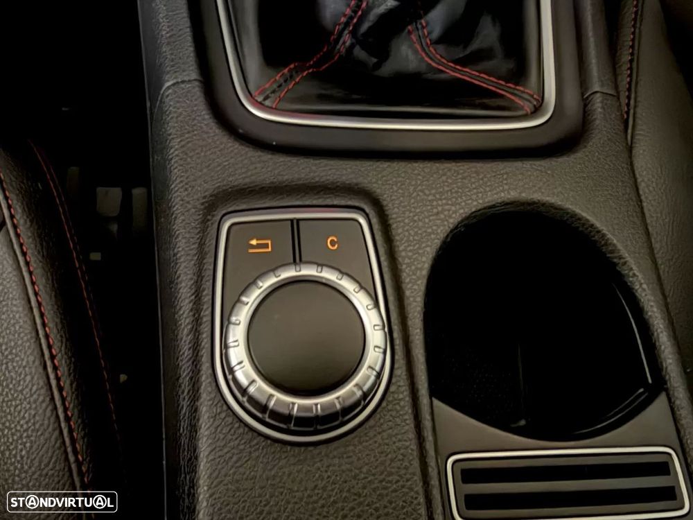 Mercedes-Benz A 180 d AMG Line - 59