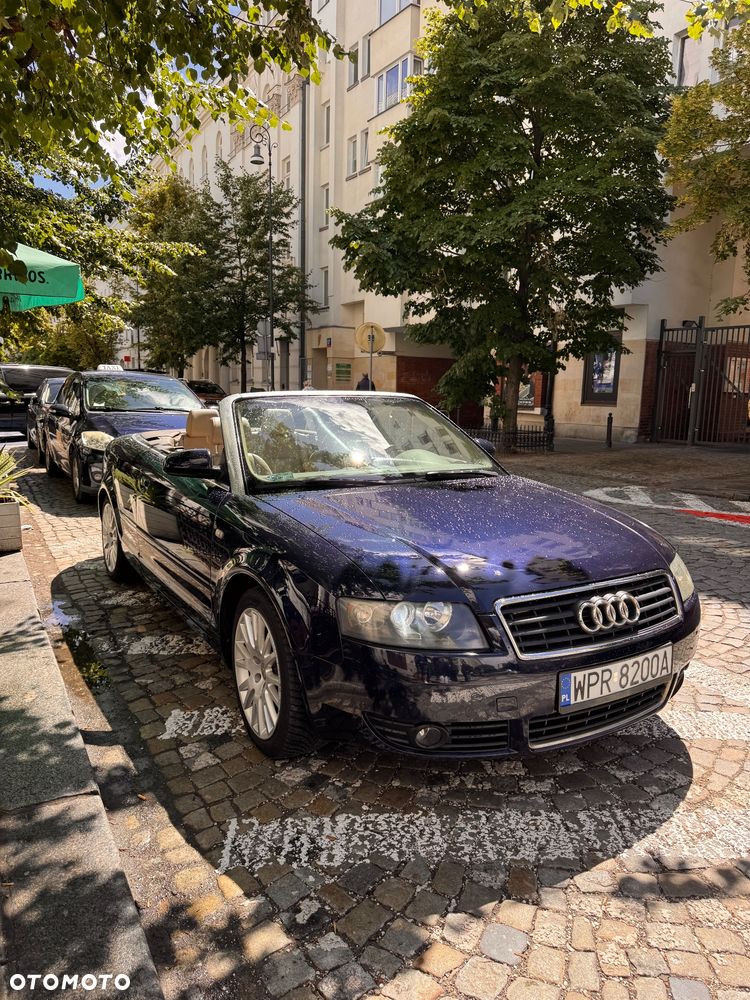 Audi A4 Cabrio 2.4 - 5