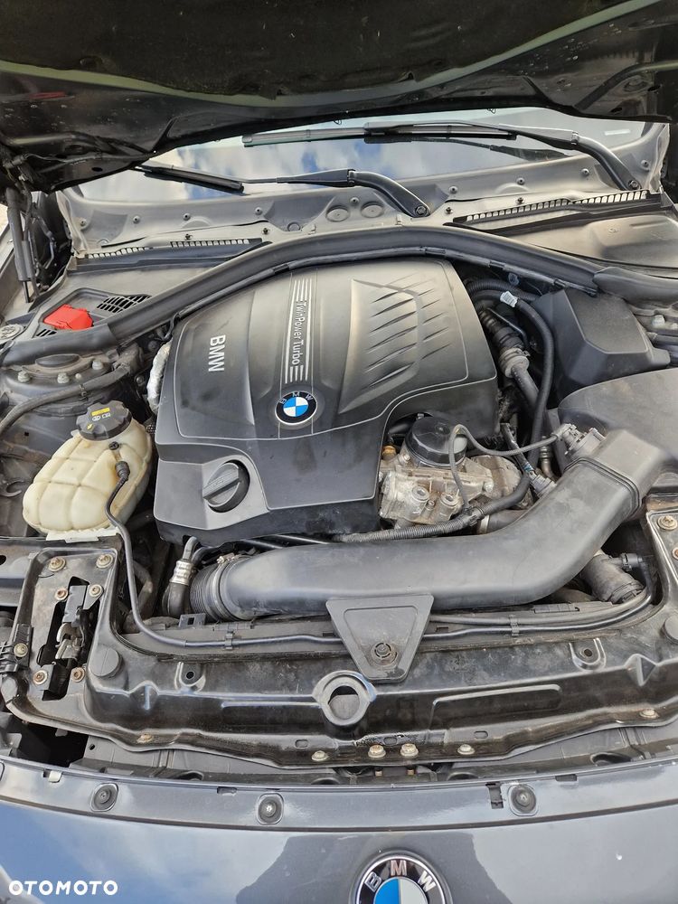 BMW 3GT 335i xDrive M Sport - 9