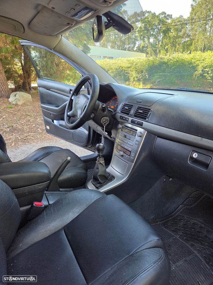 Toyota Avensis SD 2.2 D-4D Sol - 7