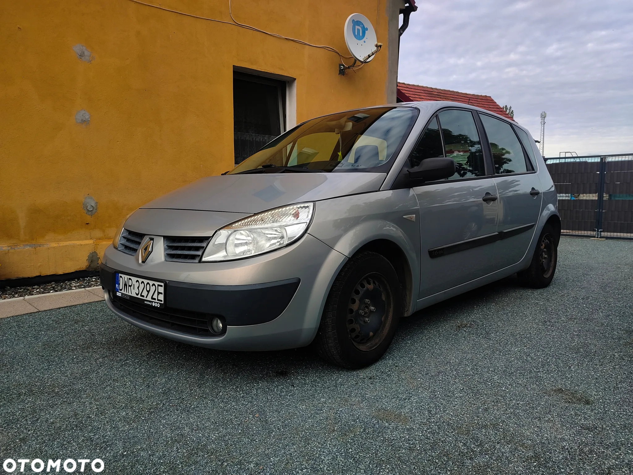 Renault Scenic 1.6 16V Confort Authentique - 2