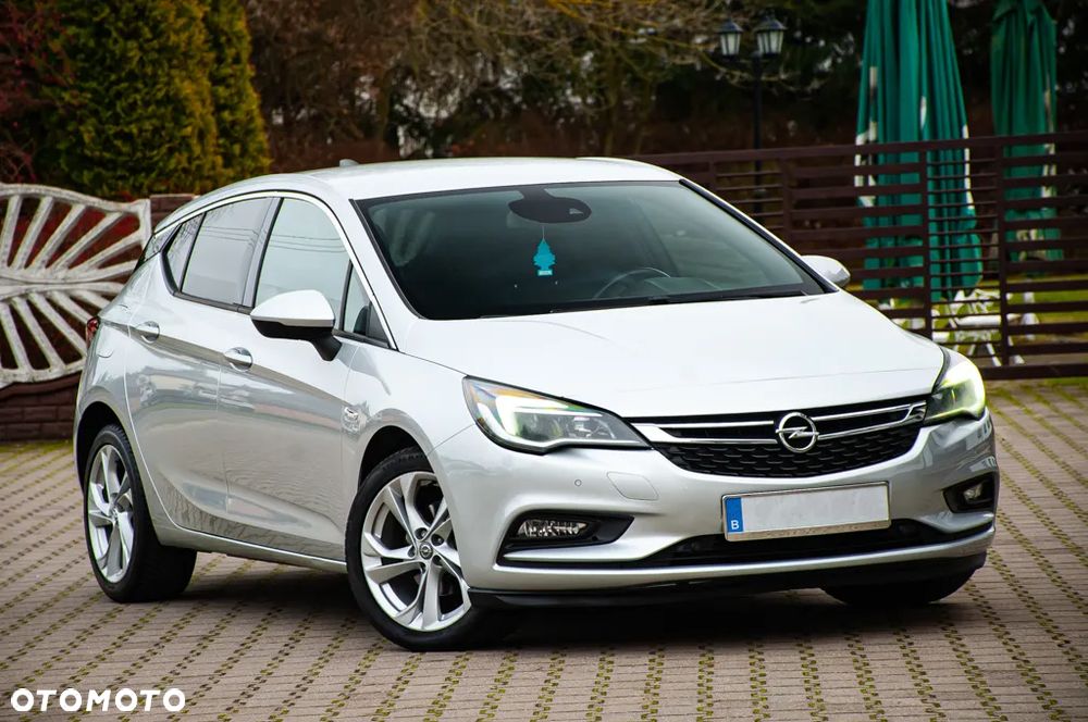 Opel Astra 1.4 Turbo Innovation - 14
