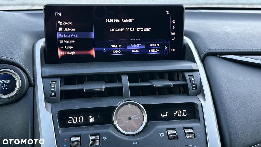 Lexus NX 300h Elite AWD - 30