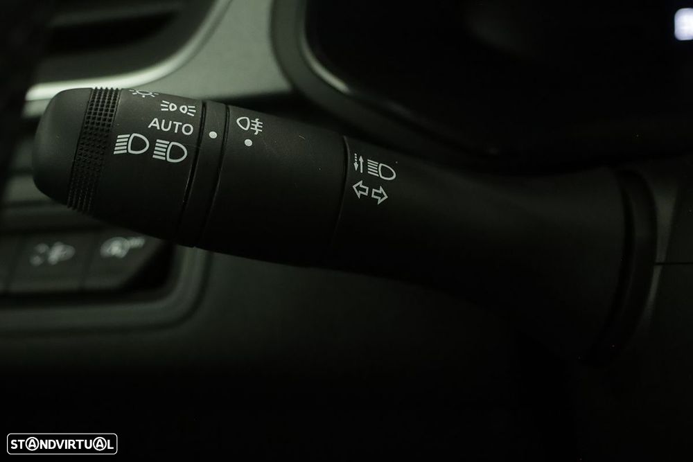 Renault Captur 1.0 TCe Techno Bi-Fuel - 16