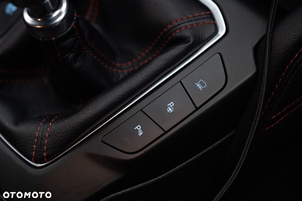 Ford Focus - 34