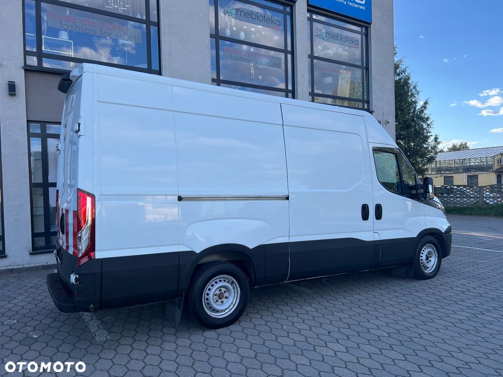 Iveco DAILY 35s18 L3H2 - 2