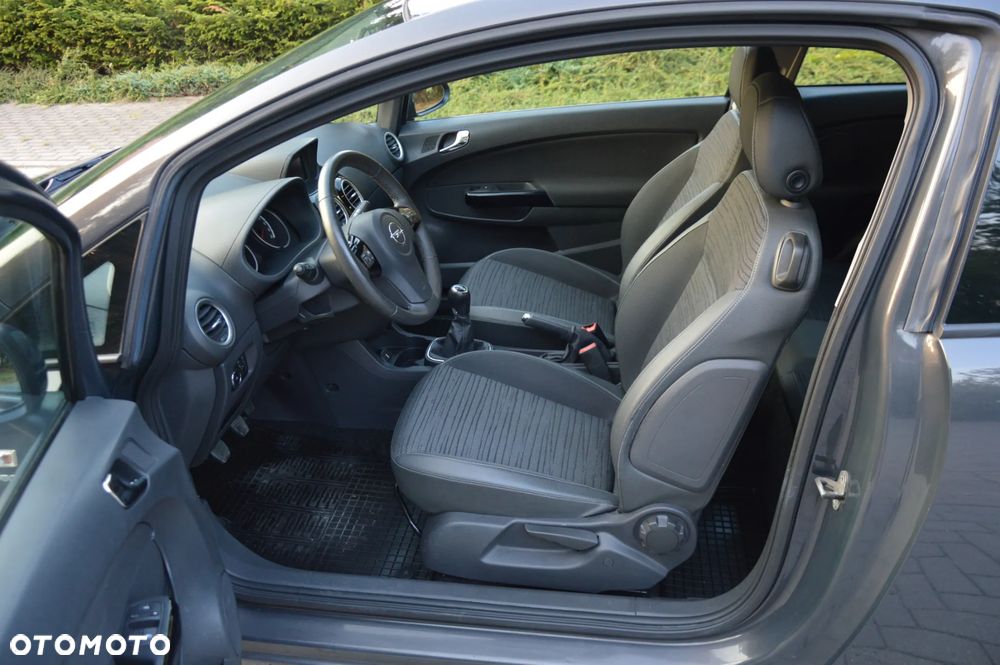 Opel Corsa 1.4 16V Energy - 12
