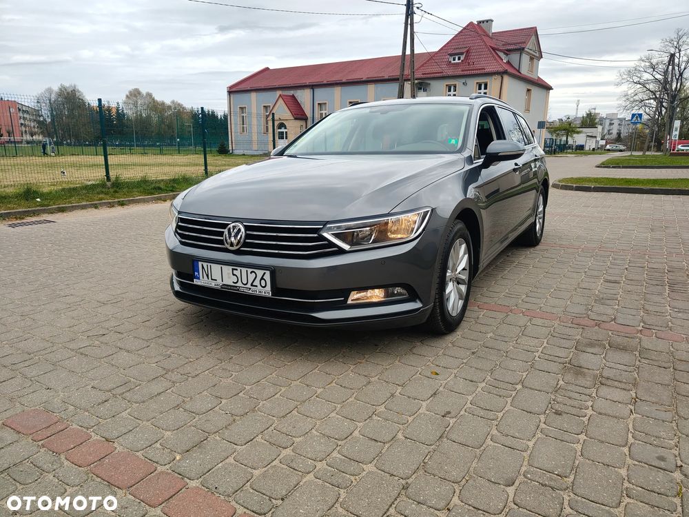 Volkswagen Passat 2.0 TDI (BlueMotion Technology) Comfortline - 19