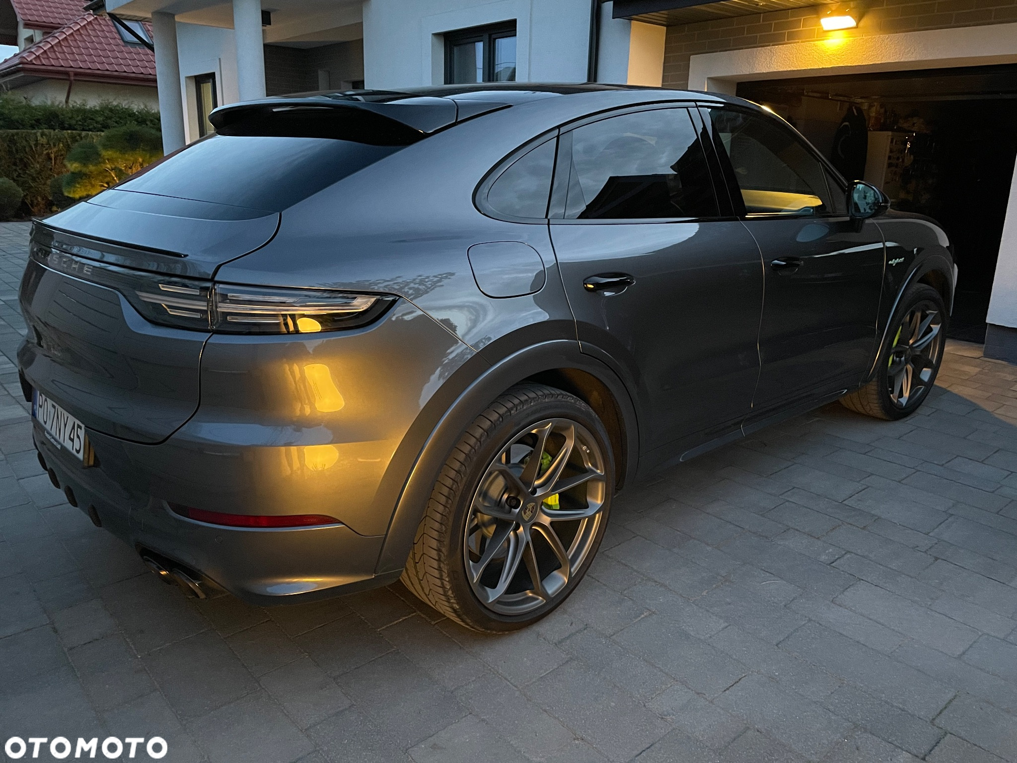 Porsche Cayenne Coupe - 7