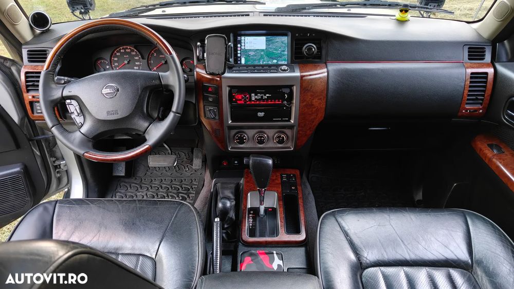 Nissan Patrol 3.0 TDI Aut Luxury Plus - 5