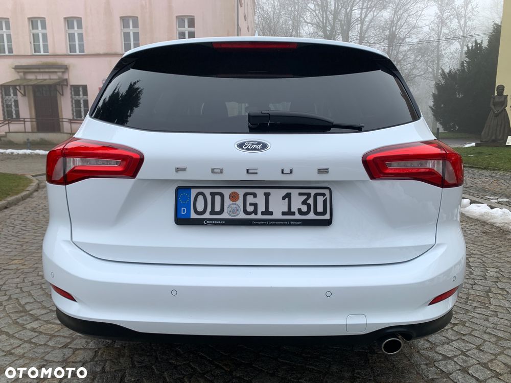 Ford Focus 2.0 EcoBlue Titanium - 5
