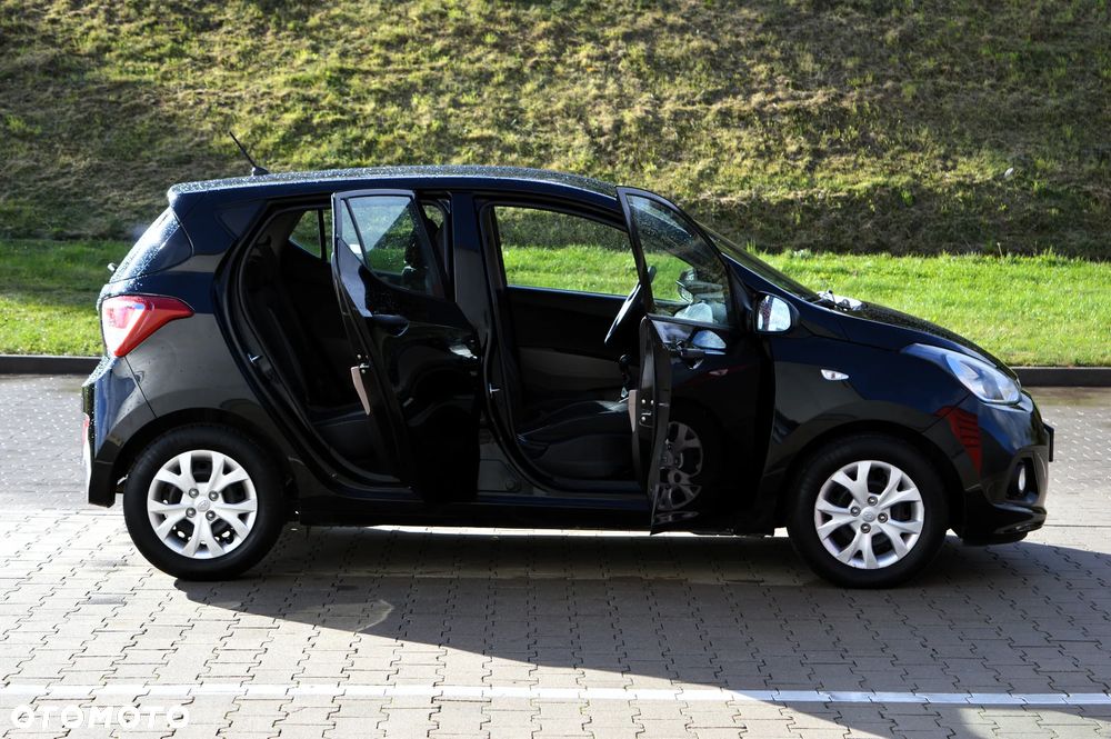 Hyundai i10 1.0 BlueDrive Comfort - 26
