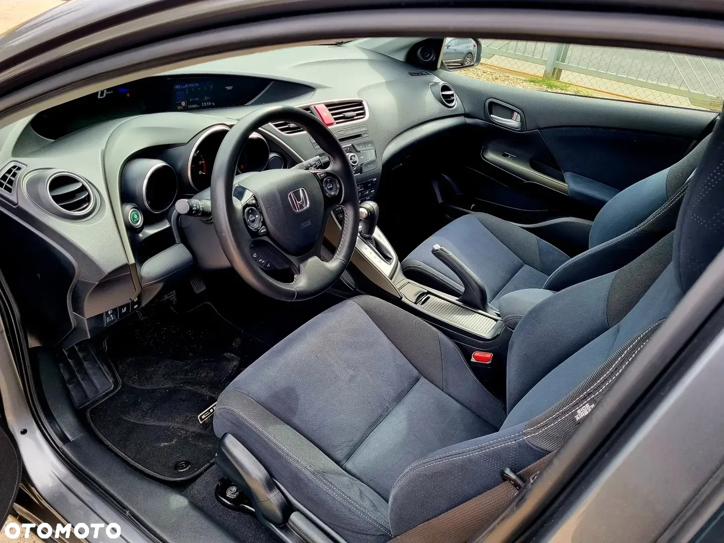 Honda Civic 1.8 i-VTEC Automatik Comfort - 9