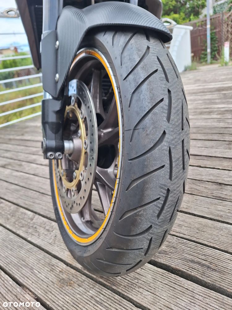 Triumph Speed Triple - 13