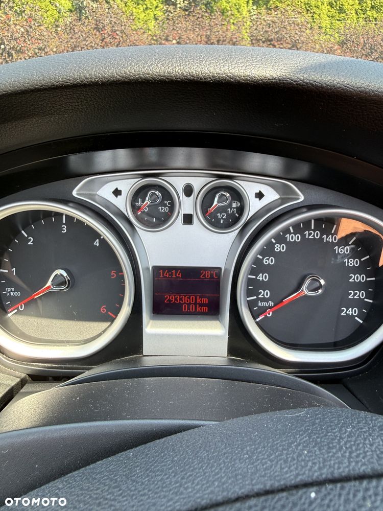 Ford Focus 2.0 TDCi Silver X - 13