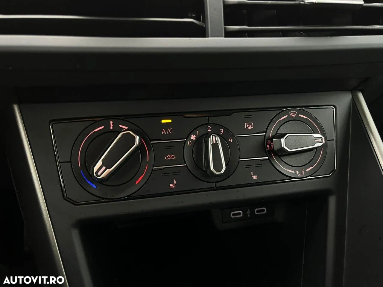 Volkswagen Polo 1.0 TSI Comfortline - 12