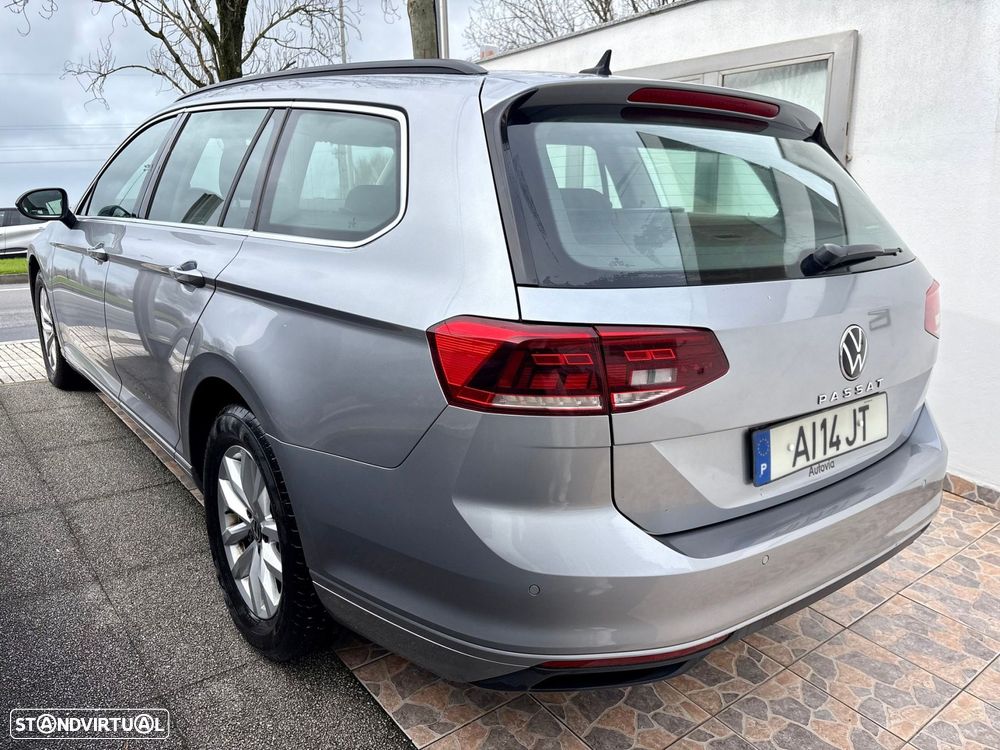 VW Passat Variant 2.0 TDi Elegance DSG - 2