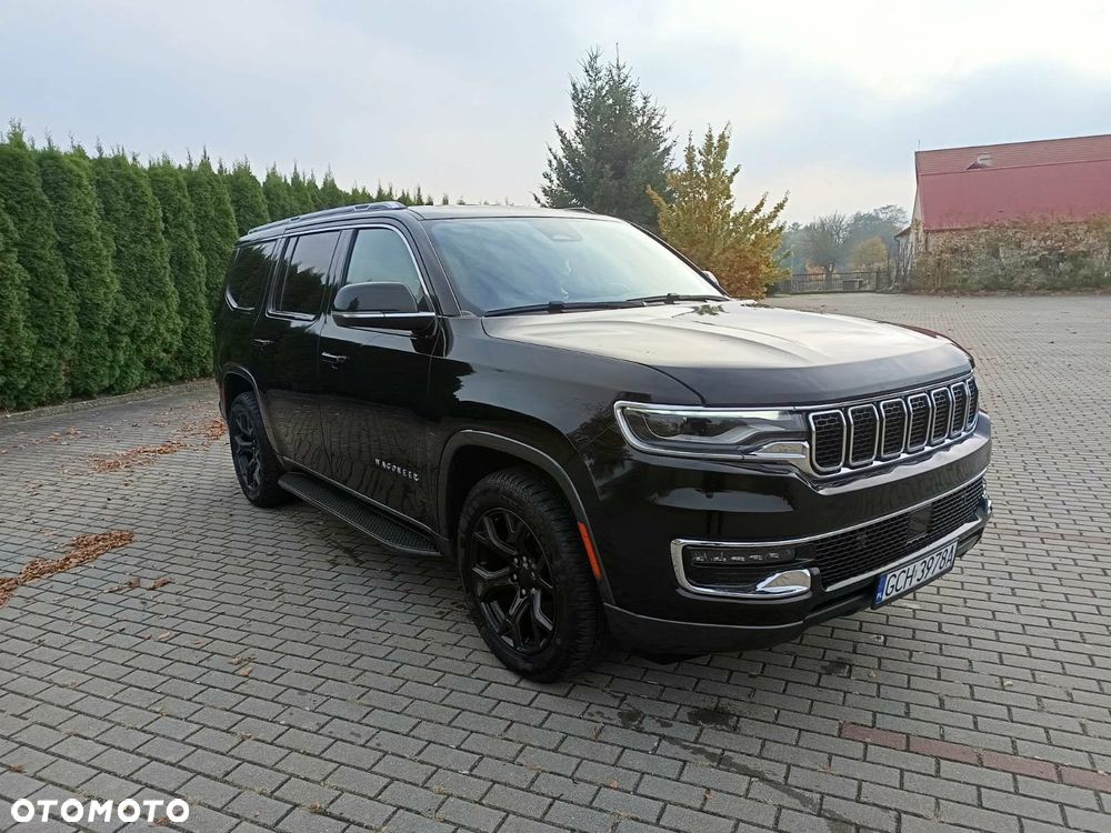 Jeep Wagoneer - 6