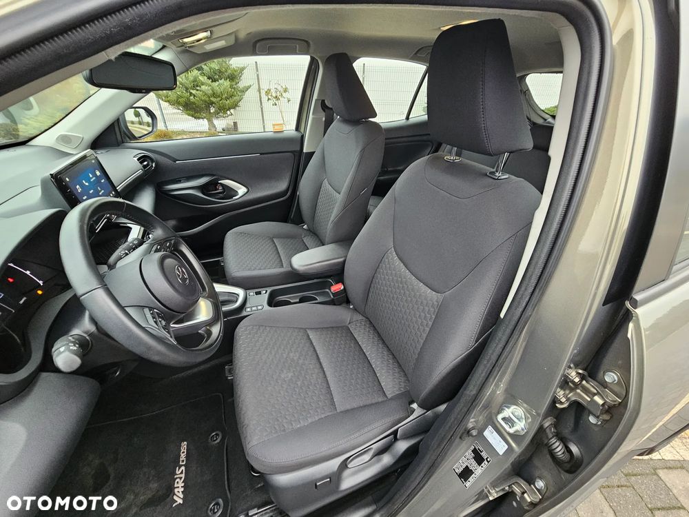 Toyota Yaris Cross Hybrid 1.5 Comfort - 12