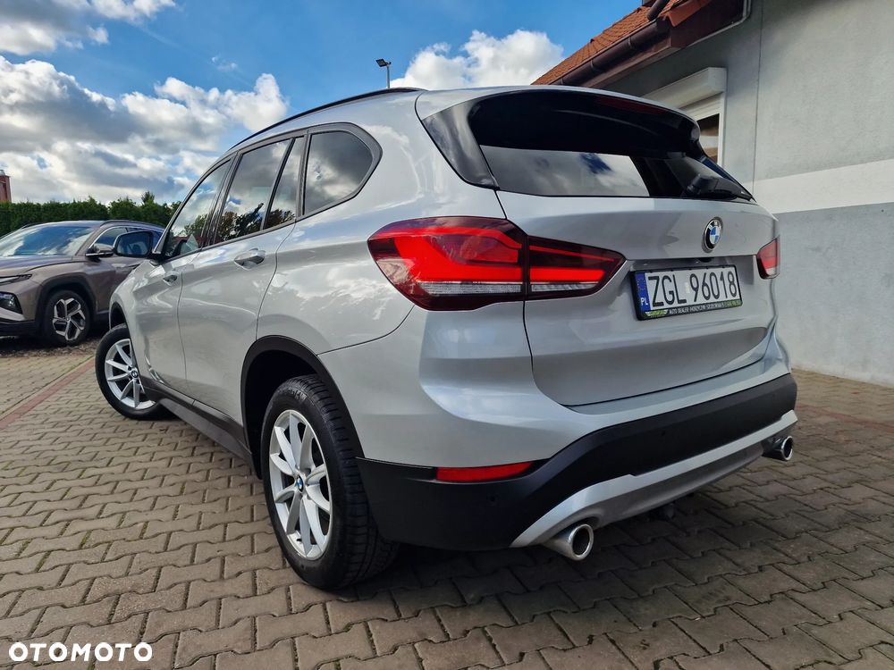 BMW X1 sDrive18d Sport Line sport - 7