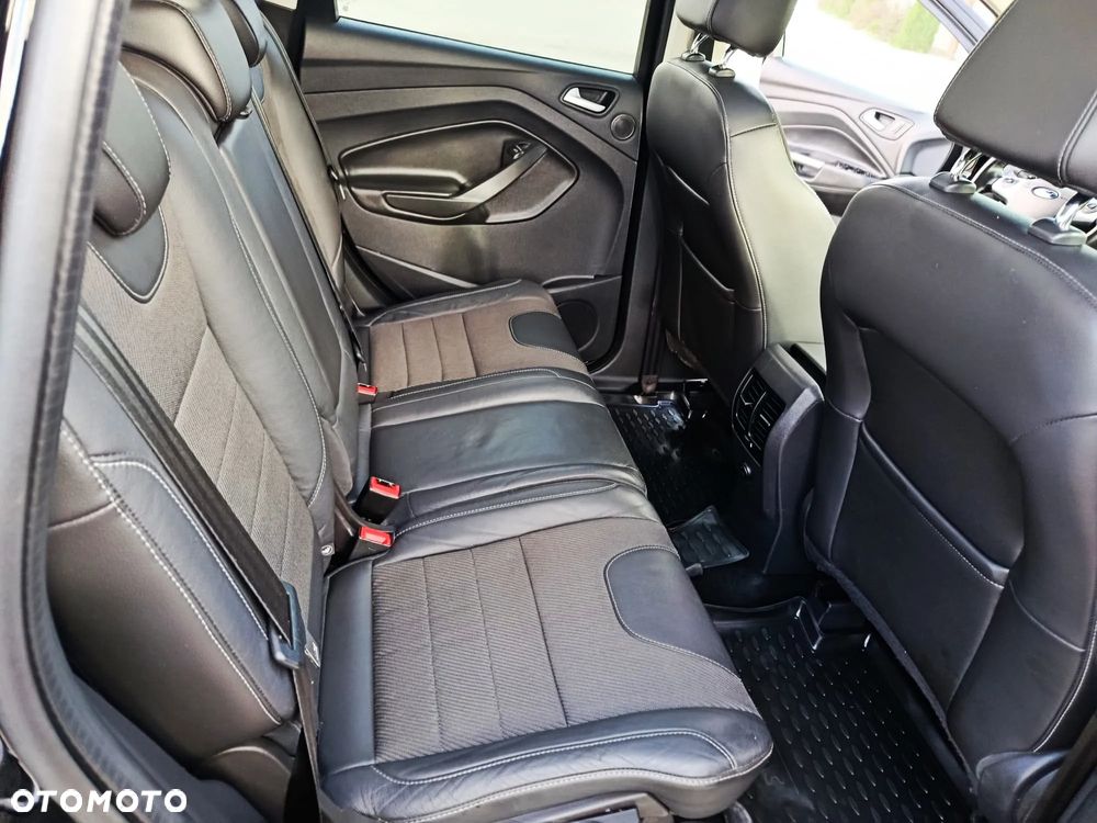 Ford Kuga 2.0 TDCi 4x4 Titanium - 26