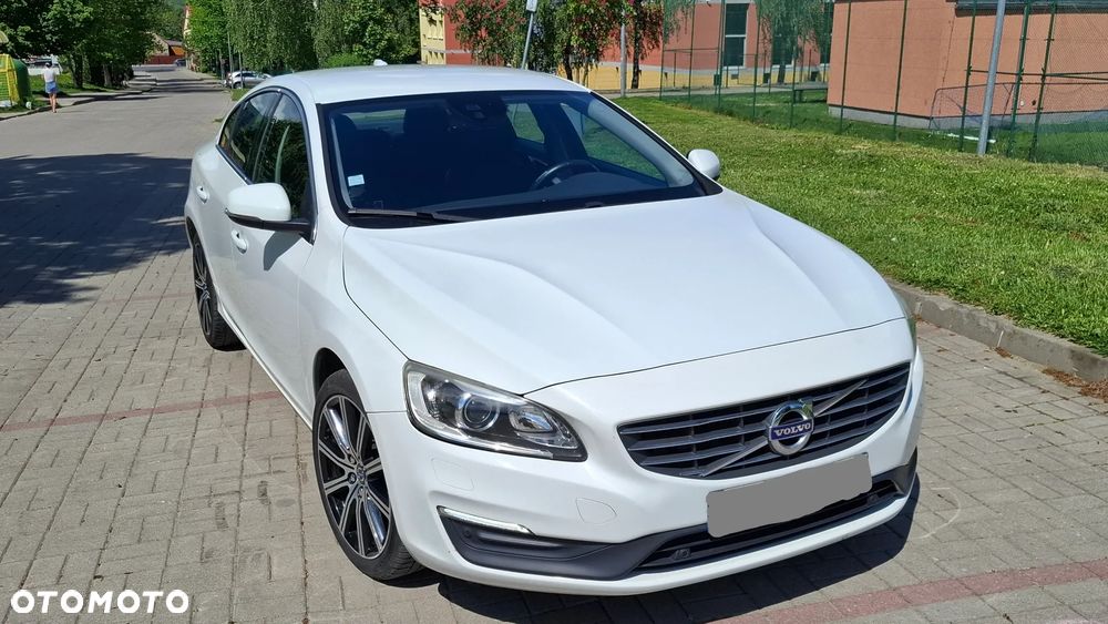 Volvo S60 T3 Summum - 1